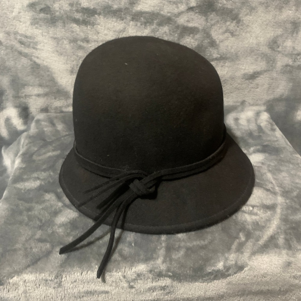 Croft & Barrow Women's Black Wool Cloche Bucket Hat with Tie Detail Vintage